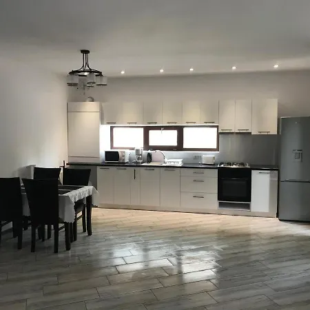 Casariana 4 Apartment